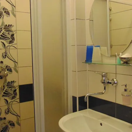 Penzion4you-lucenec Gasthof