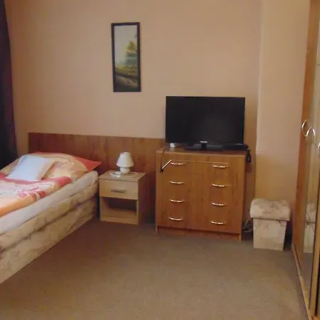 Penzion4you-lucenec 2*