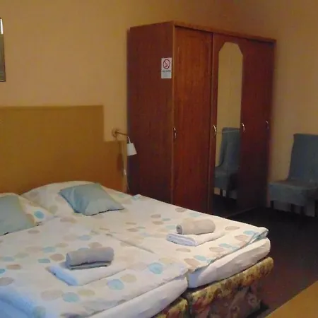 Penzion4you-lucenec Affittacamere 2*