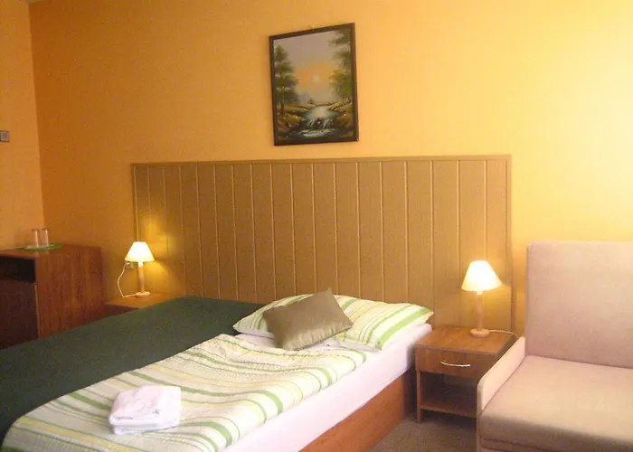 招待所 Penzion4you-lucenec Lučenec