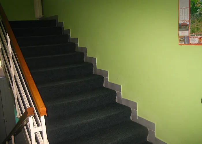 招待所 Penzion4you-lucenec