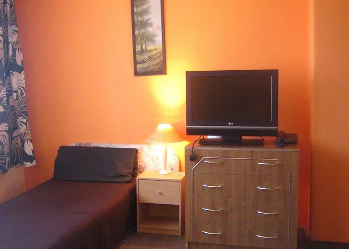 招待所 Penzion4you-lucenec