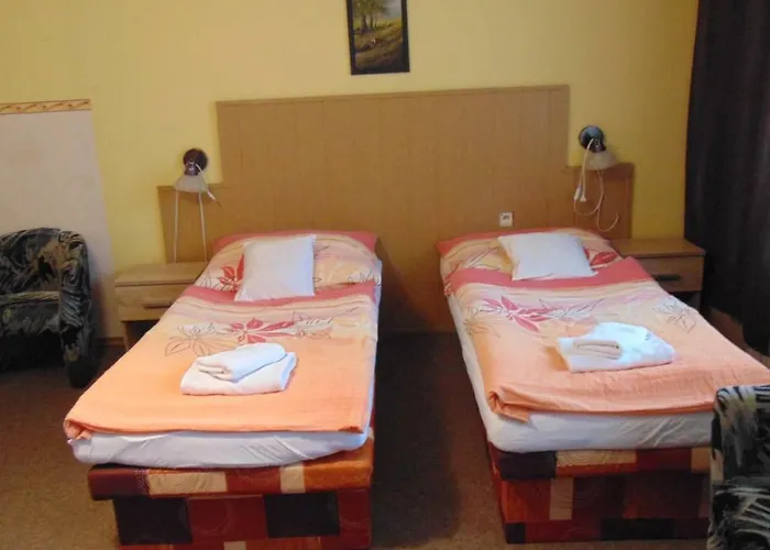 招待所 Penzion4you-lucenec Lučenec