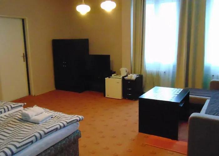 招待所 Penzion4you-lucenec Lučenec