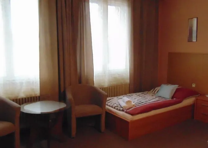 招待所 Penzion4you-lucenec Lučenec